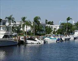 5th image of 6209 Bay Club Dr APT 1