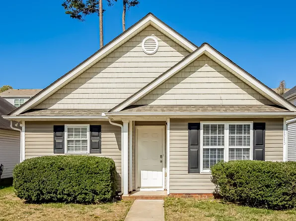 1315 Braveheart Ln, Charlotte, NC 28216