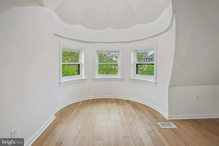 2014 Connecticut Ave NW #3 — Photo 16