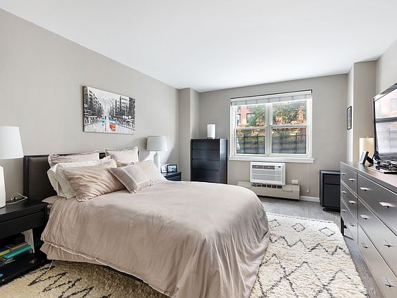 4th image of 333 E 79th St APT 2M