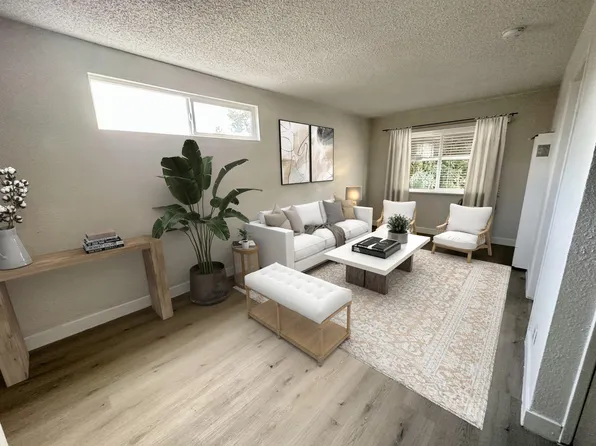 833 N Normandie Ave #8B, Los Angeles, CA 90029