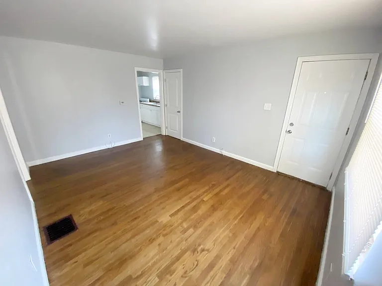 748 S Chesterfield Rd — Photo 3
