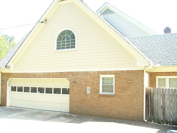 3rd image of 4411 Gin Plantation Dr