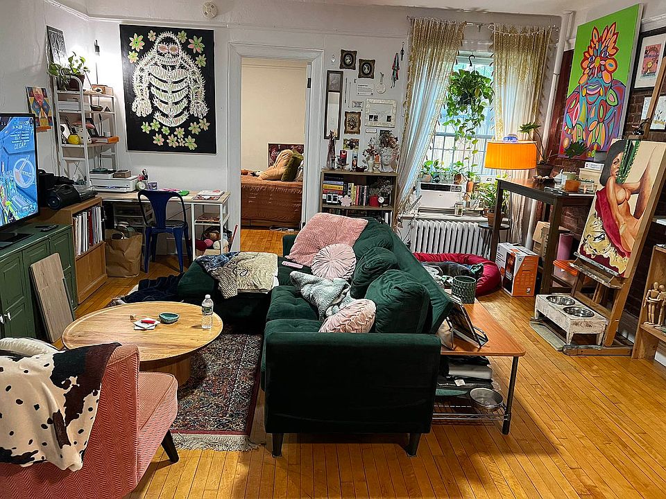 1st image of 314 W 101st St APT 2