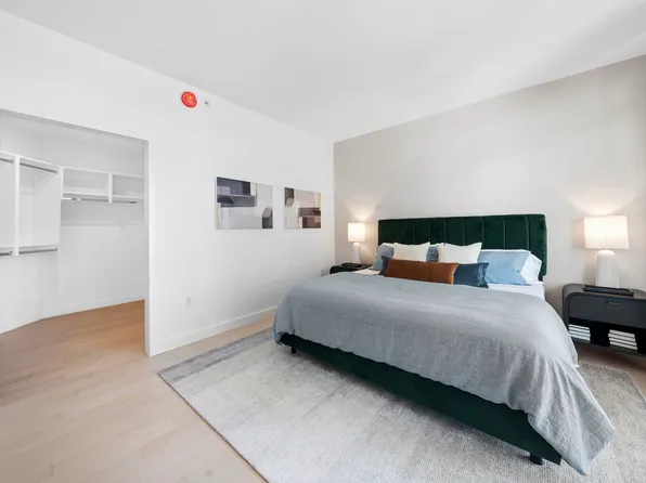 30 Park Lane North image 14 of 39