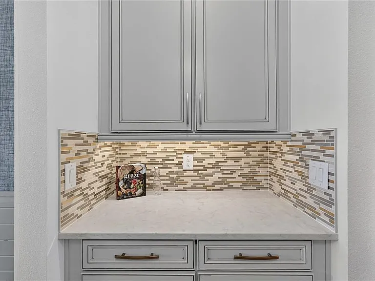 3324 Buoy Cir — Photo 12