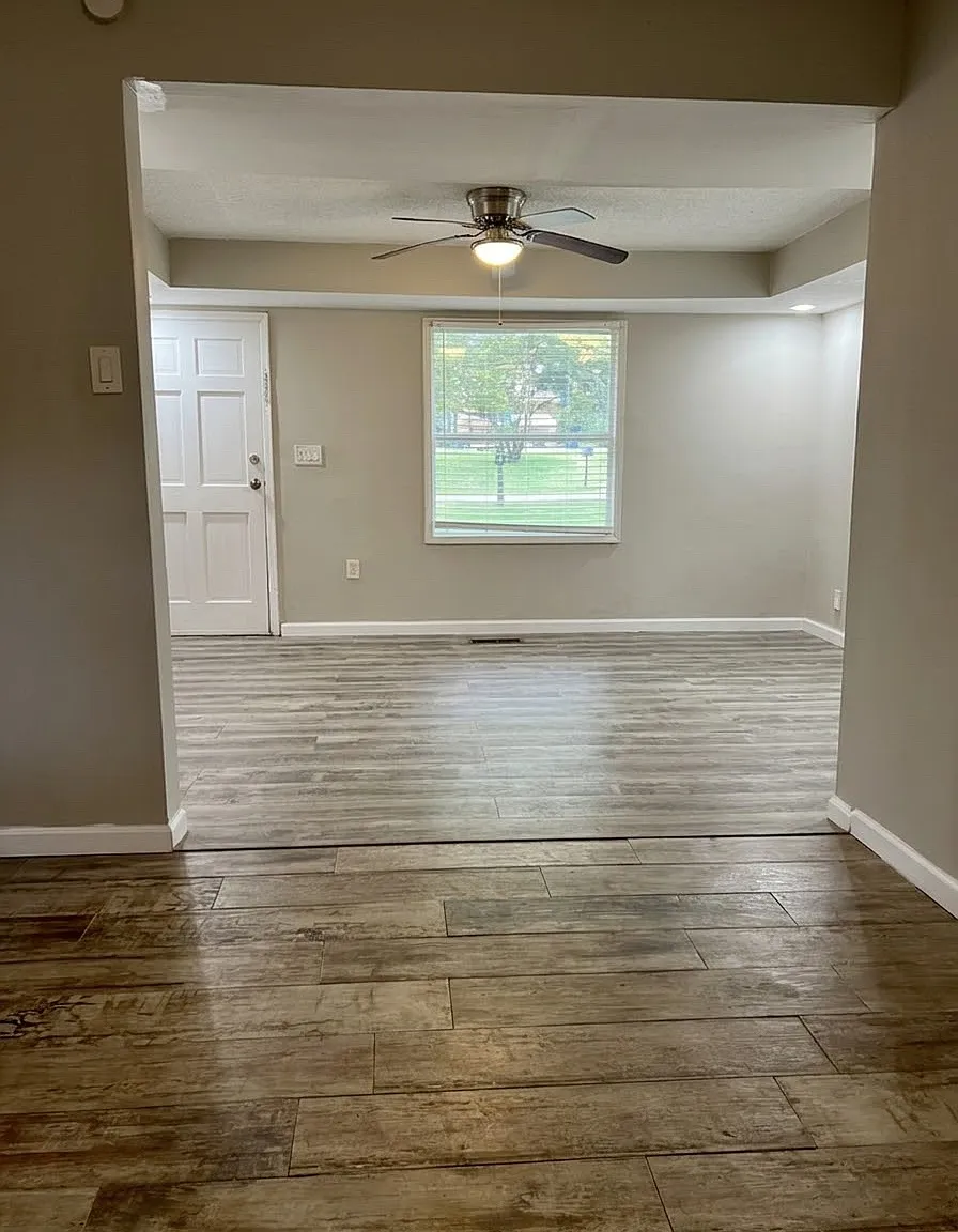 338 Ard Pl NW — Photo 3