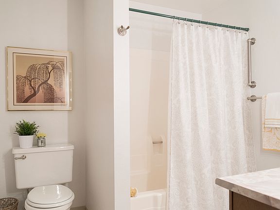 2nd image of 2222 NE 92nd St APT 108