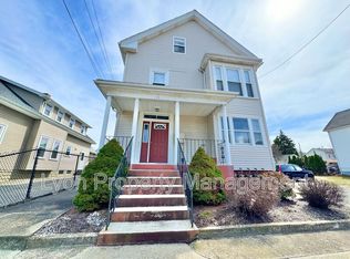 18 Burgess Ave FLOOR 1, East Providence, RI 02914