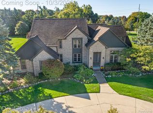 49707 Cooke Ave, Plymouth, MI 48170