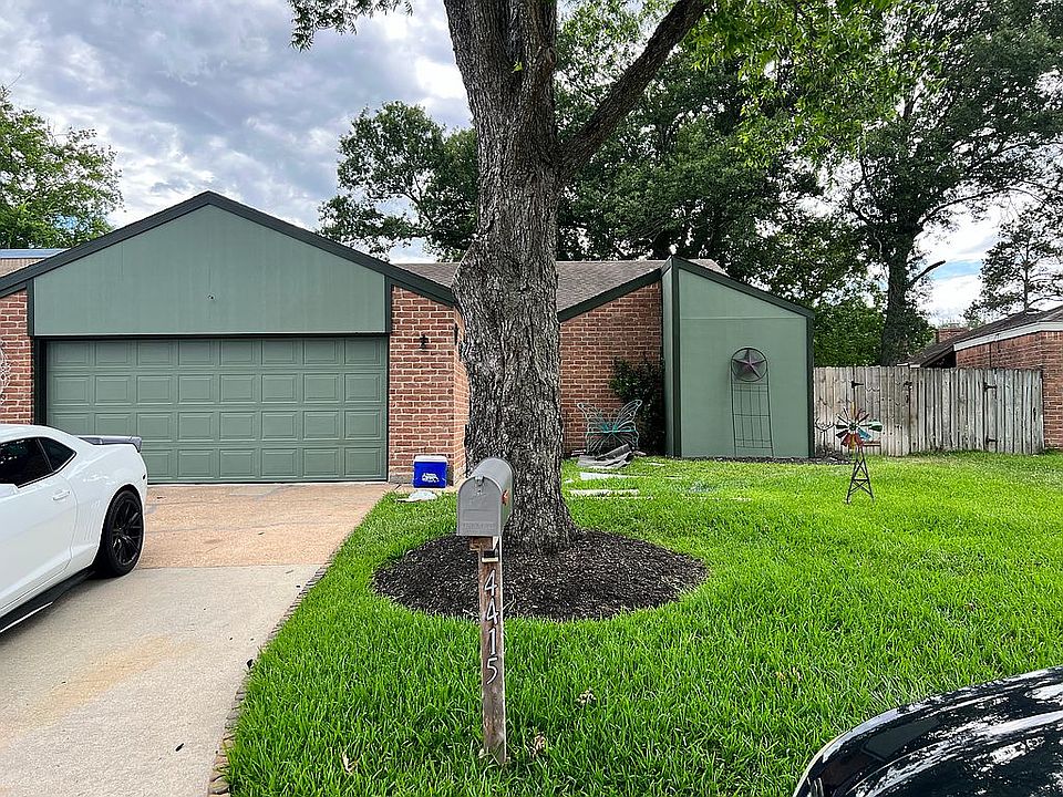 1st image of 4415 Hickory Grove Dr