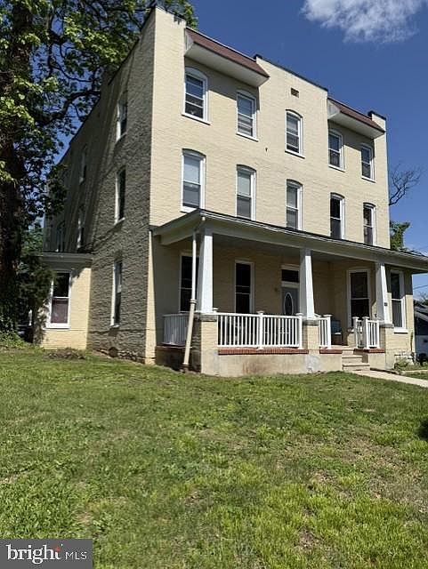 1st image of 601 Highland Way