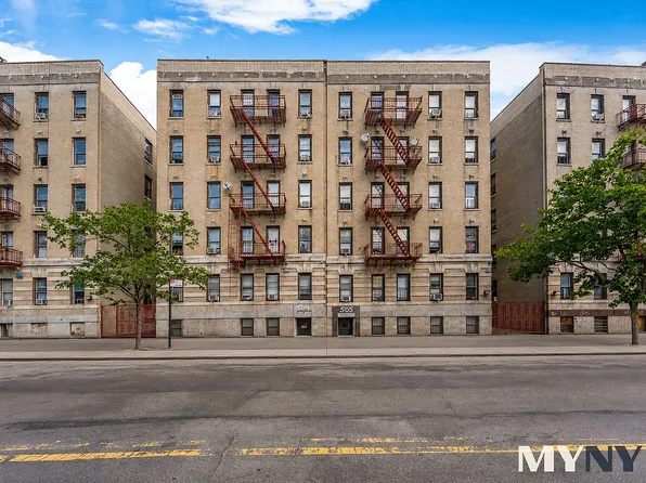509 W 183rd St, New York, NY 10033