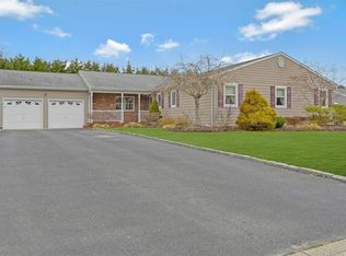 540 Marseille Path, Sayville, NY 11782
