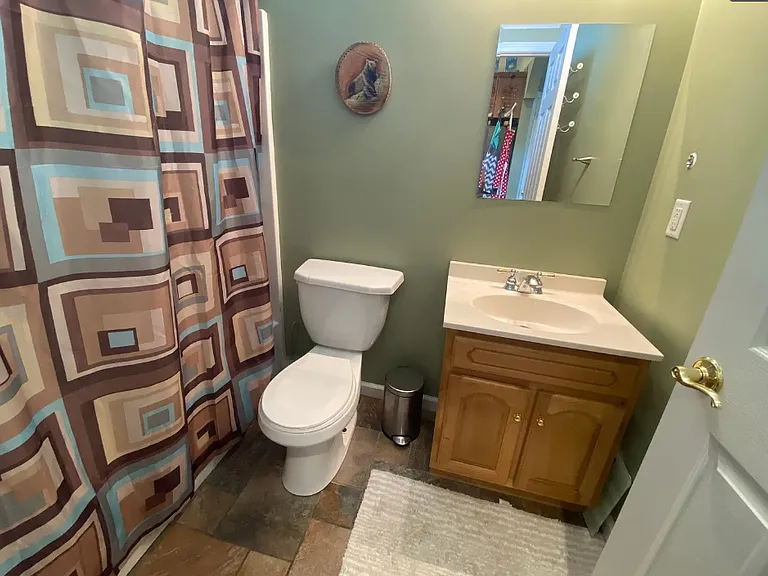 306 Vine St — Photo 3