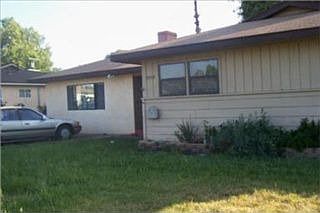 2nd image of 18526 Yucca St
