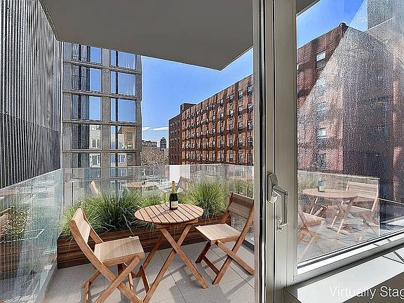 4th image of 255 Bowery #5