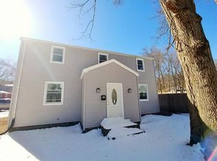 41 Wayne St, Worcester, MA 01603