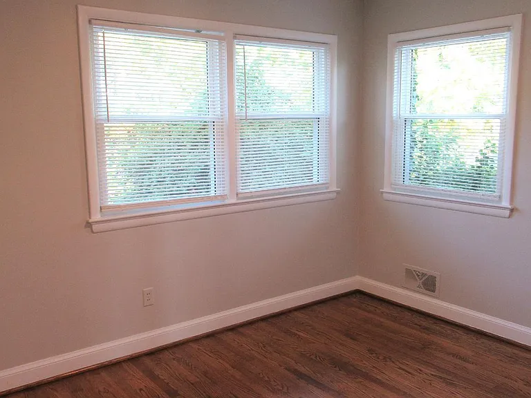 2142 N Stafford St #1 — Photo 16