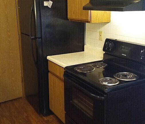 5th image of 1013 Brookshire Ct APT E