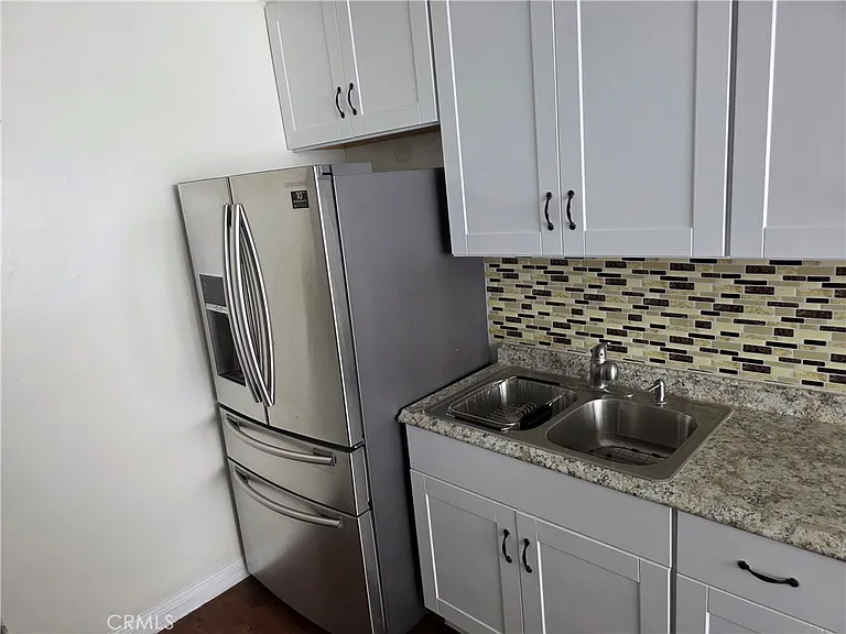 706 E Harvard St #5 — Photo 20
