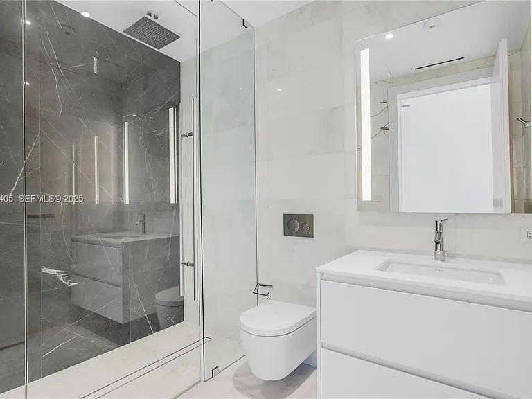 300 Biscayne Boulevard Way #2107 — Photo 9