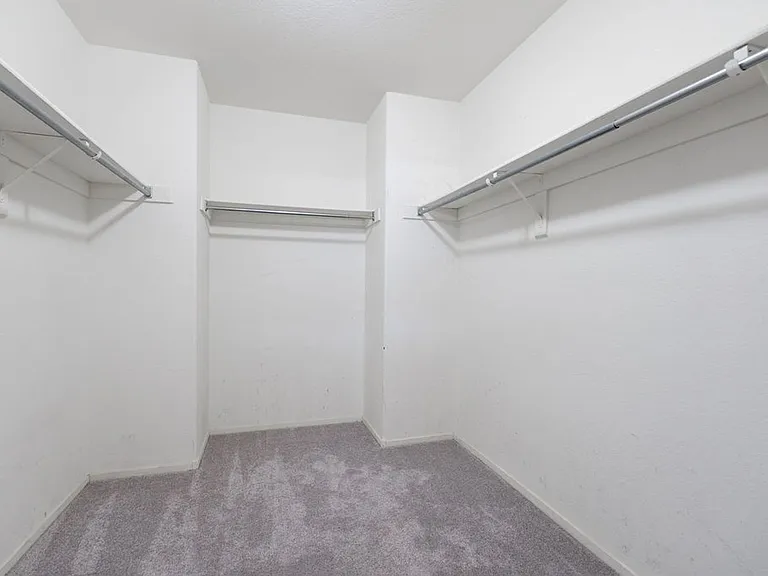 1109 Devon Downs Ave — Photo 31