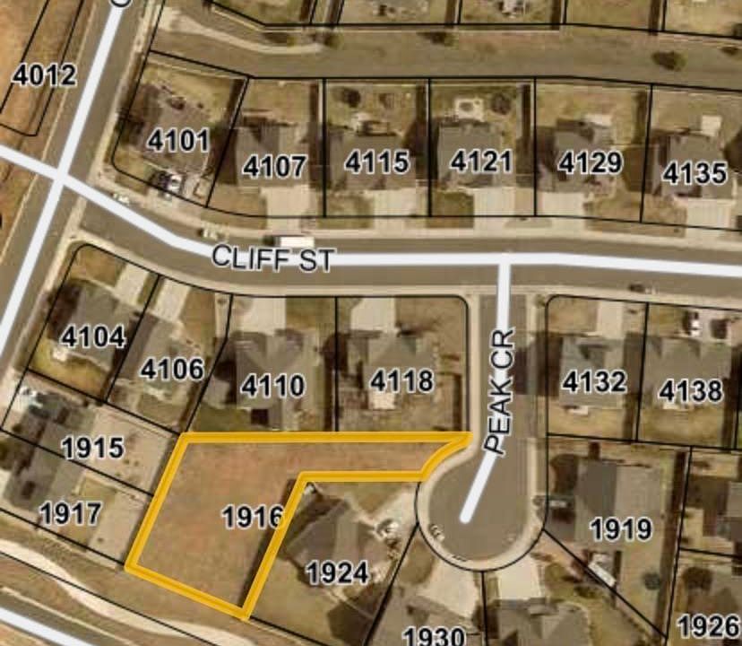1st image of 1916 Peak Cir