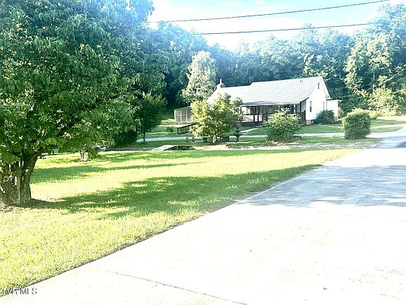 2nd image of 224 Baileyton Rd