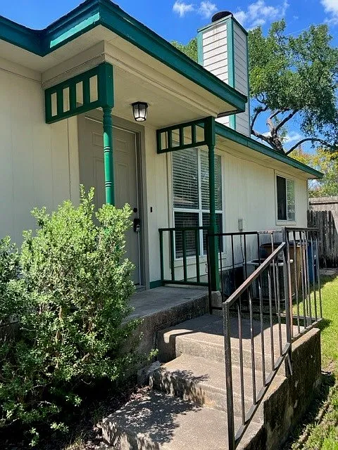 Howellwood Way, Austin — Photo 1