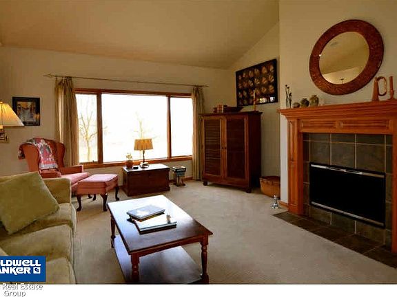 Living Room Gas Fireplace