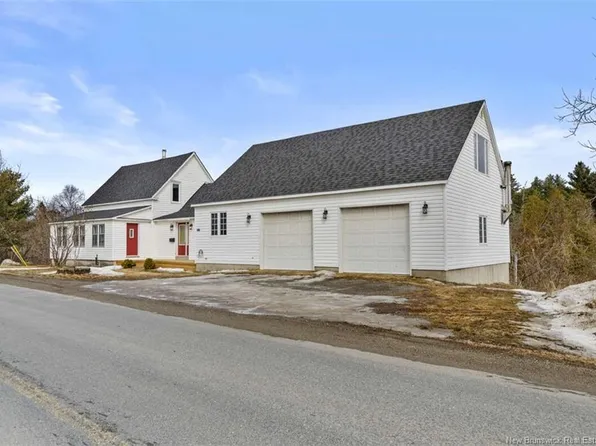 57 Phillips Rd, New Maryland, NB E3C 1T7