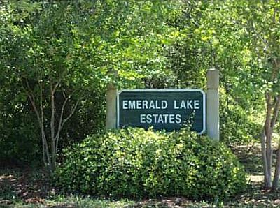 1st image of Emerald Lake Rd
