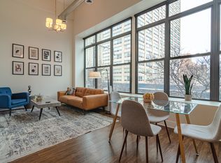 2112 S Michigan Ave #6, Chicago, IL 60616