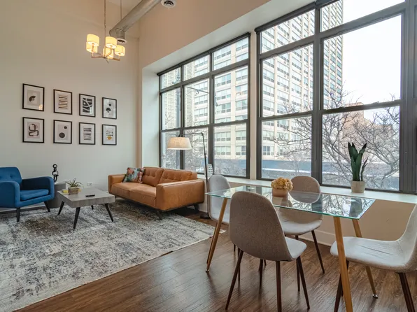 2112 S Michigan Ave, Chicago, IL