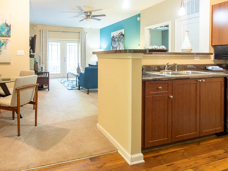 Seven Springs Apartments — Photo 19