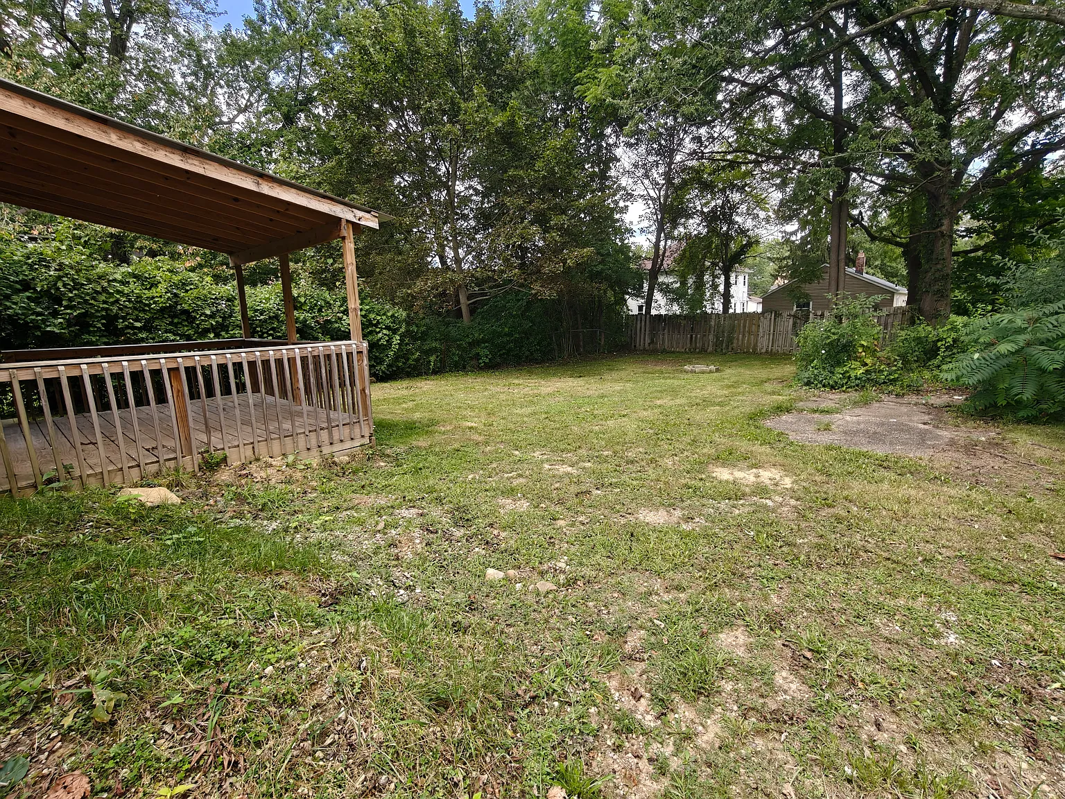 3 bed, 1.5 bath, 788 sqft, $1,200 — Photo 2
