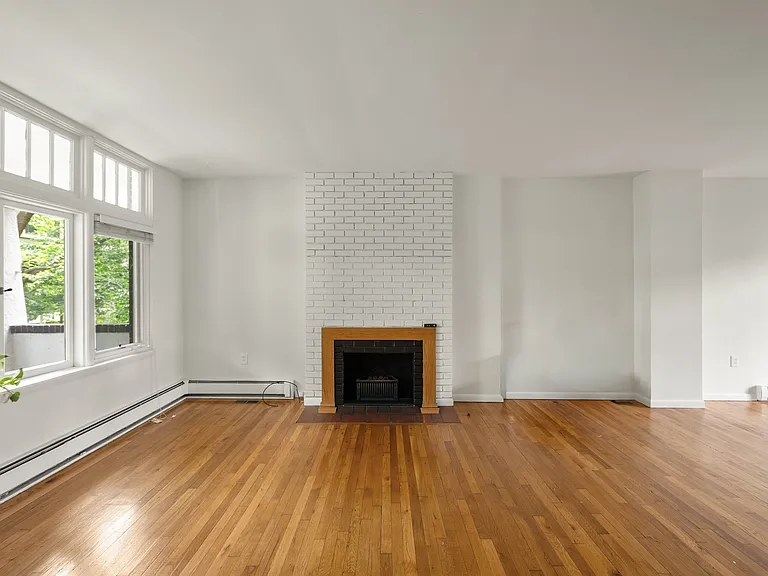 5301 Saint James Ter — Photo 9