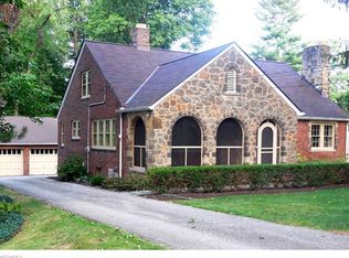 5311 Som Center Rd, Solon, OH 44139