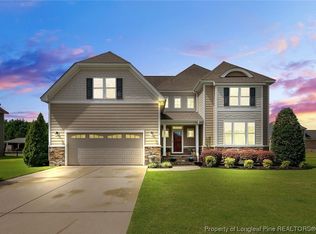 208 Bellarthur Ln, Fayetteville, NC 28312