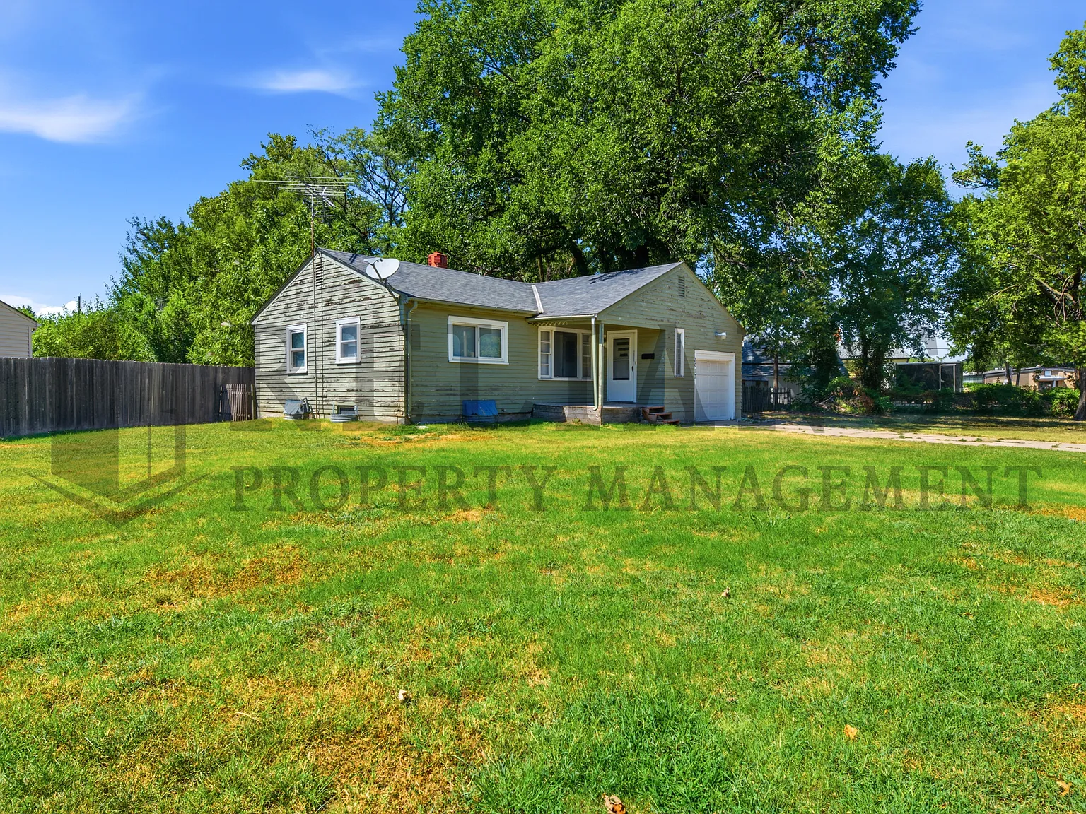 2017 South Green Acres Street - 1 — Photo 3