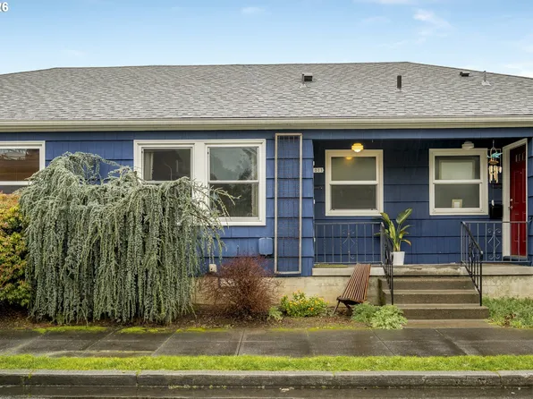 1011 NE Emerson St, Portland, OR 97211