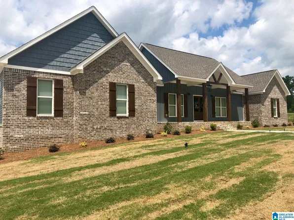 621 County Road 458, Clanton, AL 35046