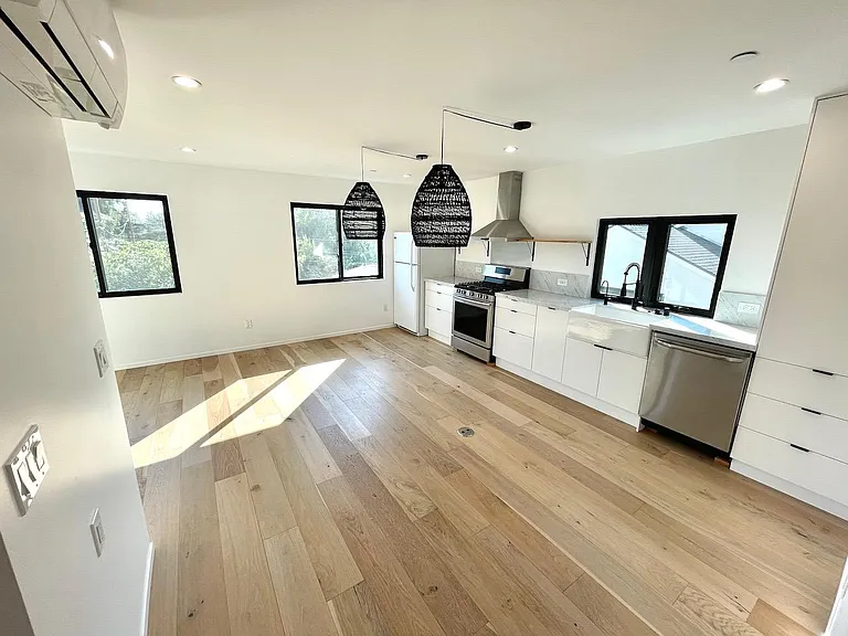 306 S Virginia Ave #306 — Photo 7
