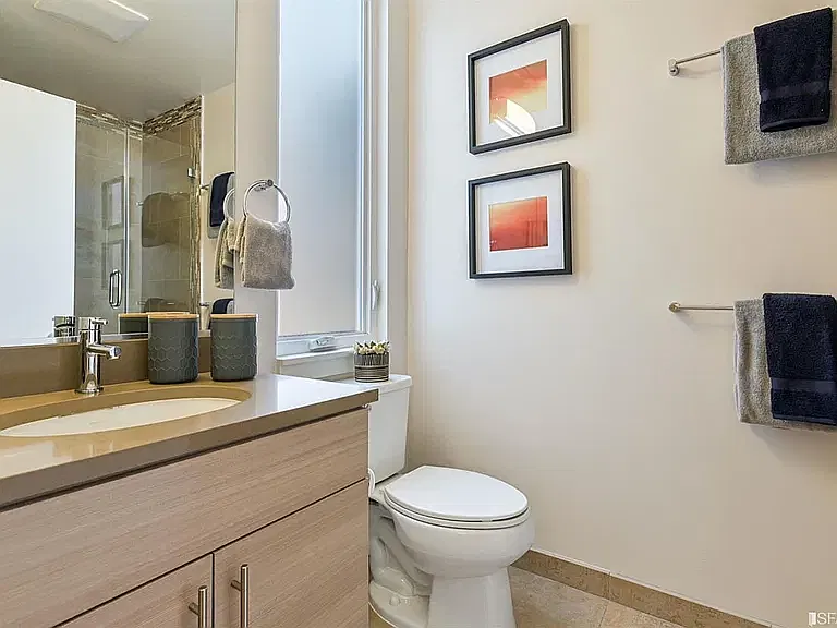 501 Hudson Ave — Photo 4
