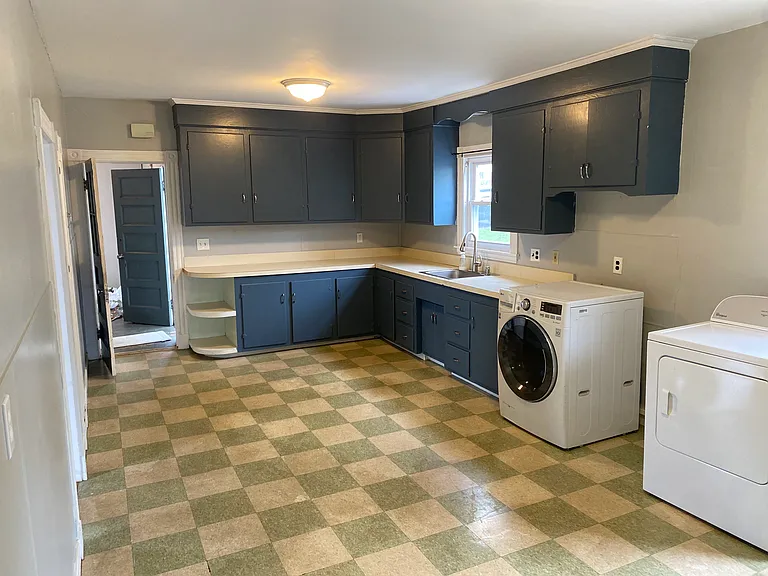 73 Sullivan St #2 — Photo 9