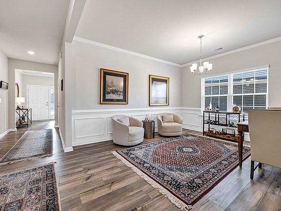 5th image of 409 Layup Cir