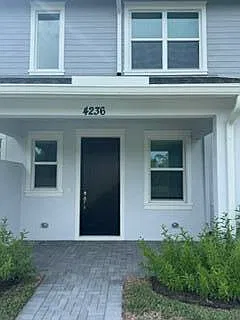 3 bed, 2.5 bath, 1540 sqft, $2,800 — Photo 2