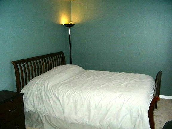 2nd image of 2912 Thistlebrook Ln