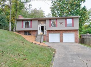165 Woodland Frst, Winfield, WV 25213